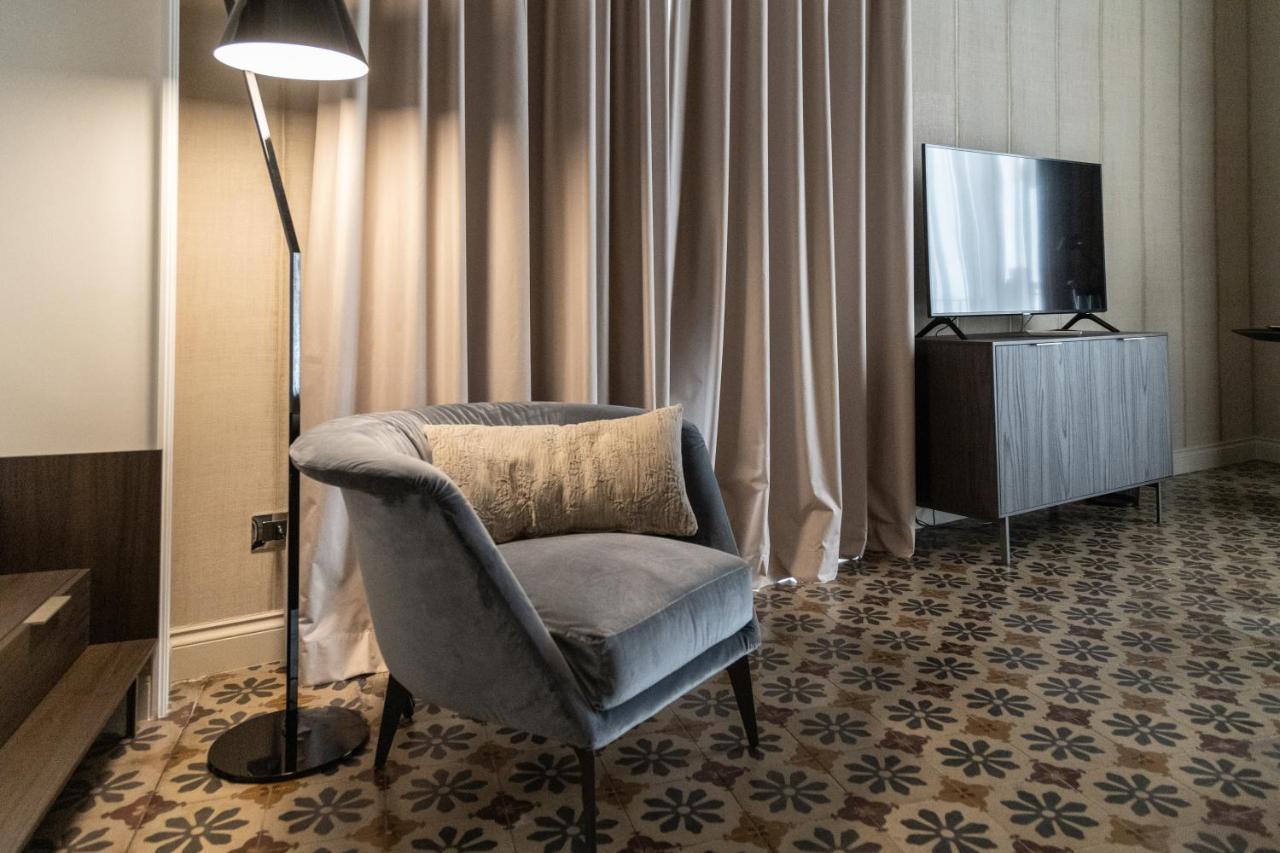 B&B Palazzo Perrotta Catania-Fontanarossai nemzetközi repülőtér Kültér fotó